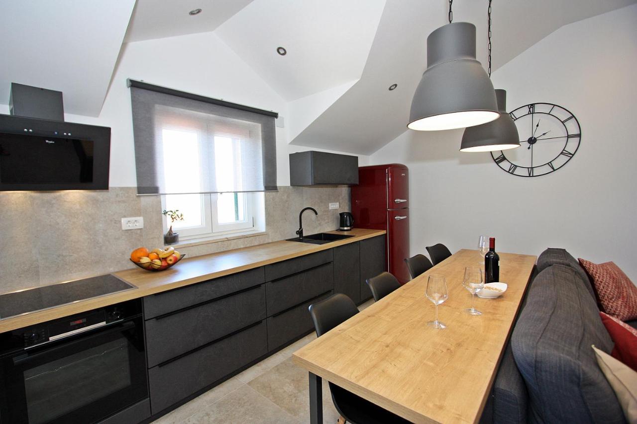 Apartman Gajka Supetar Extérieur photo